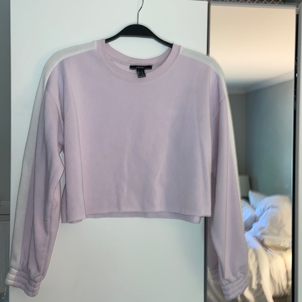💋2 for $15💋pastel purple cropped crewneck